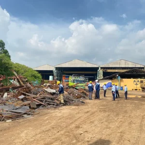 PT Cepu Jaya - Jual Beli Limbah Besi Tua dan Logam Berkualitas
